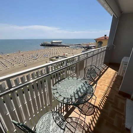 Sea Front And Sea View Apartment *